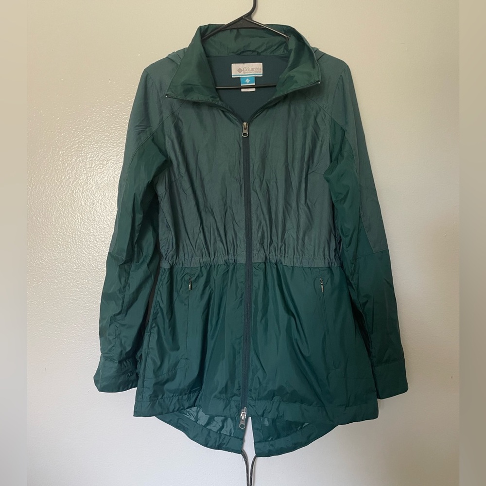 Columbia anorak wind breaker
